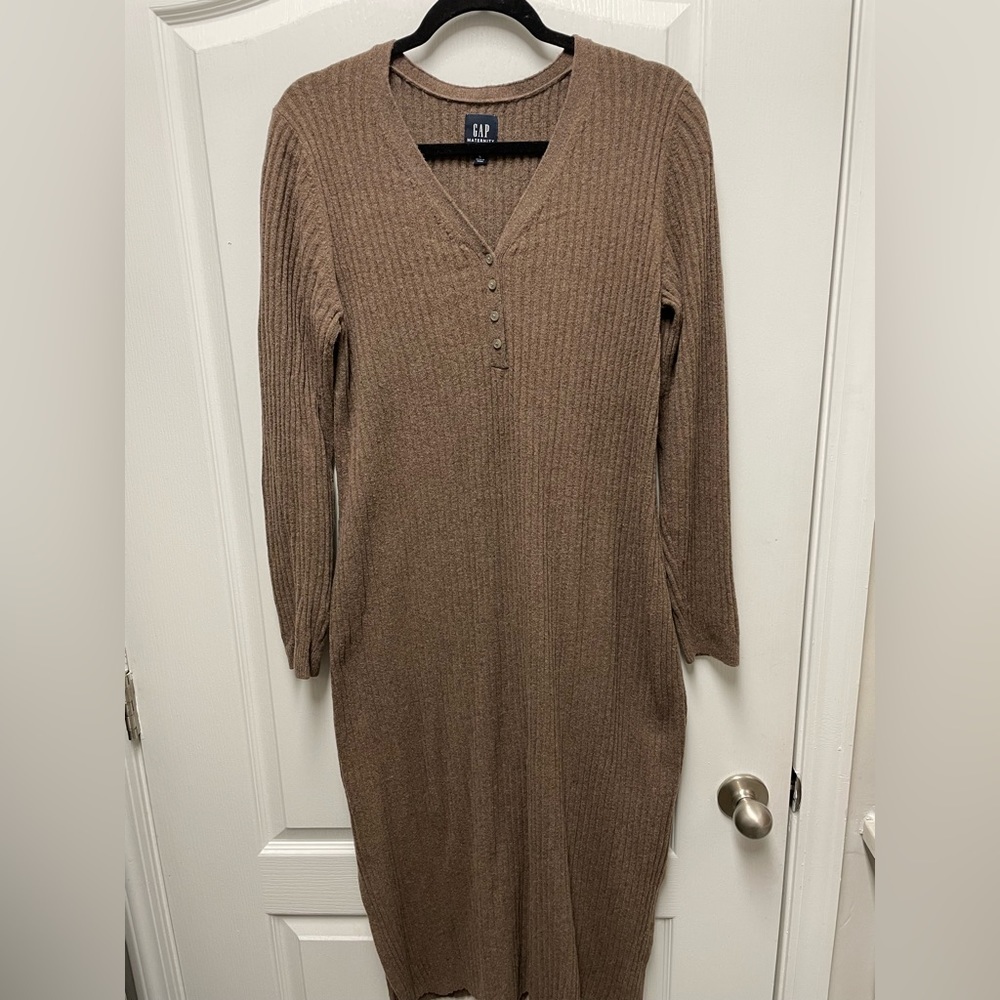 GAP MATERNITY Henley Midi Sweater Dress - Picture 7 of 12